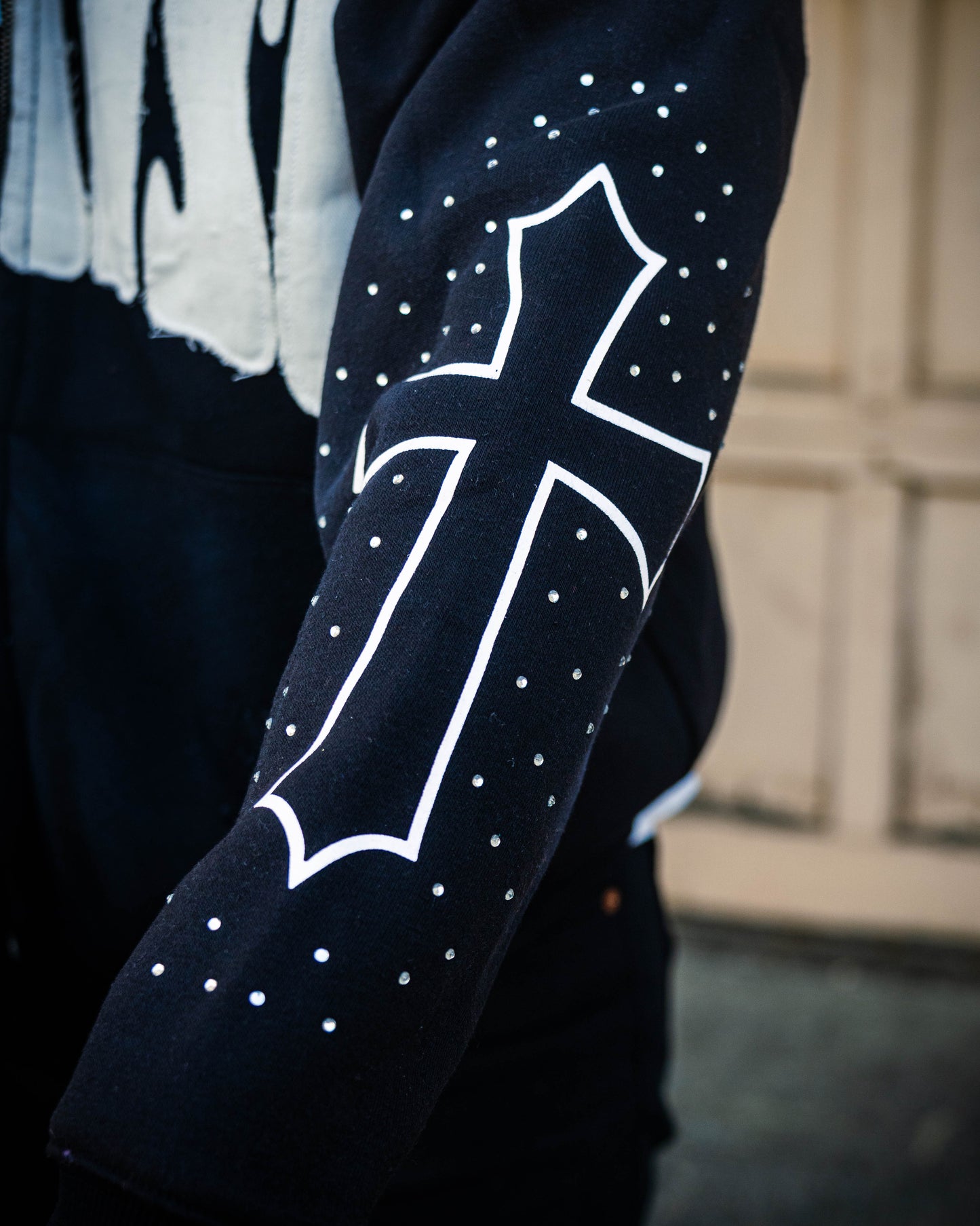 Praise Zip Up Hoodie – Black