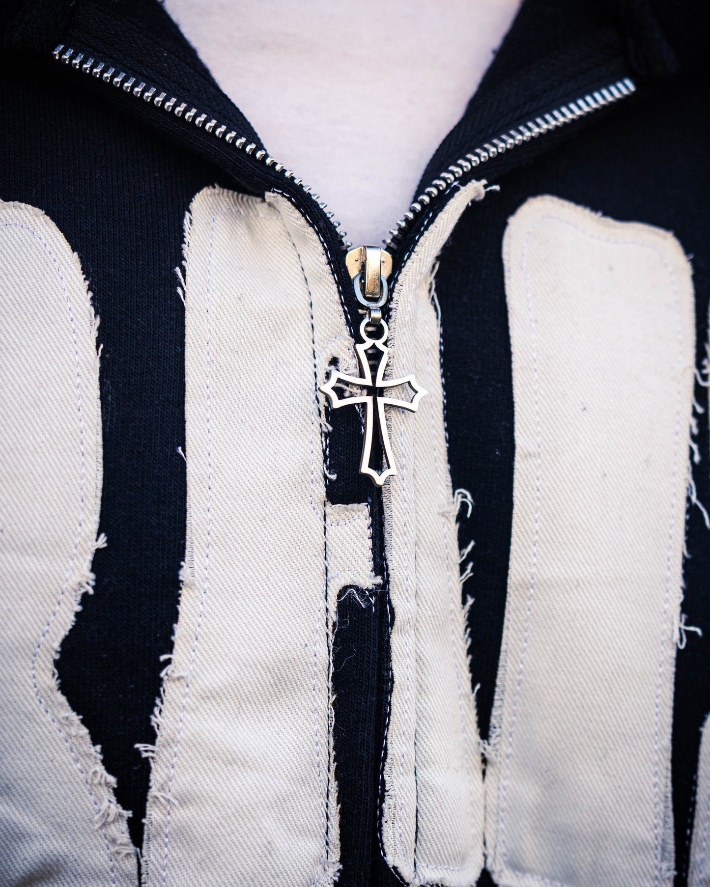 Praise Zip Up Hoodie – Black