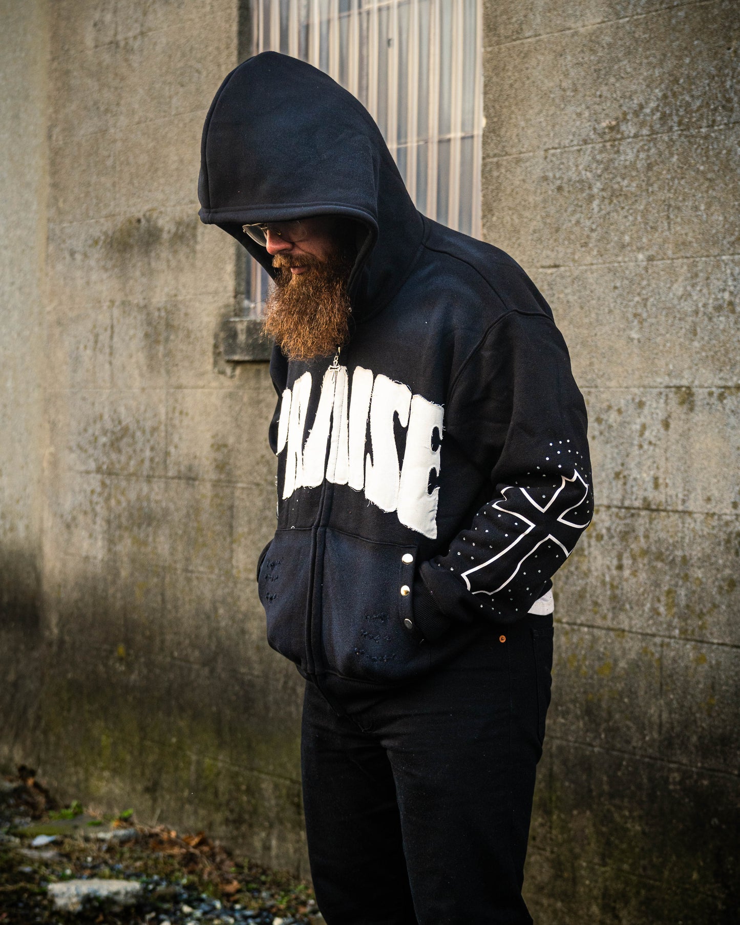 Praise Zip Up Hoodie – Black