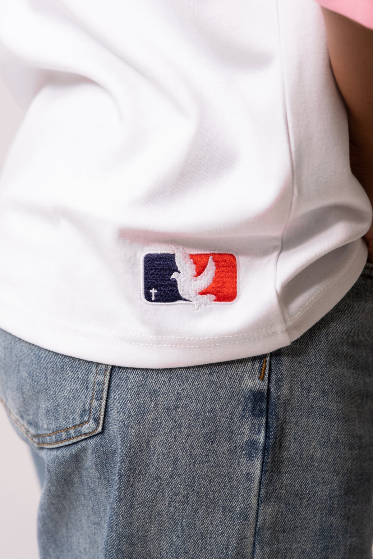 PRAISE 3/4 RAGLAN BASEBALL TEE - Pink & White