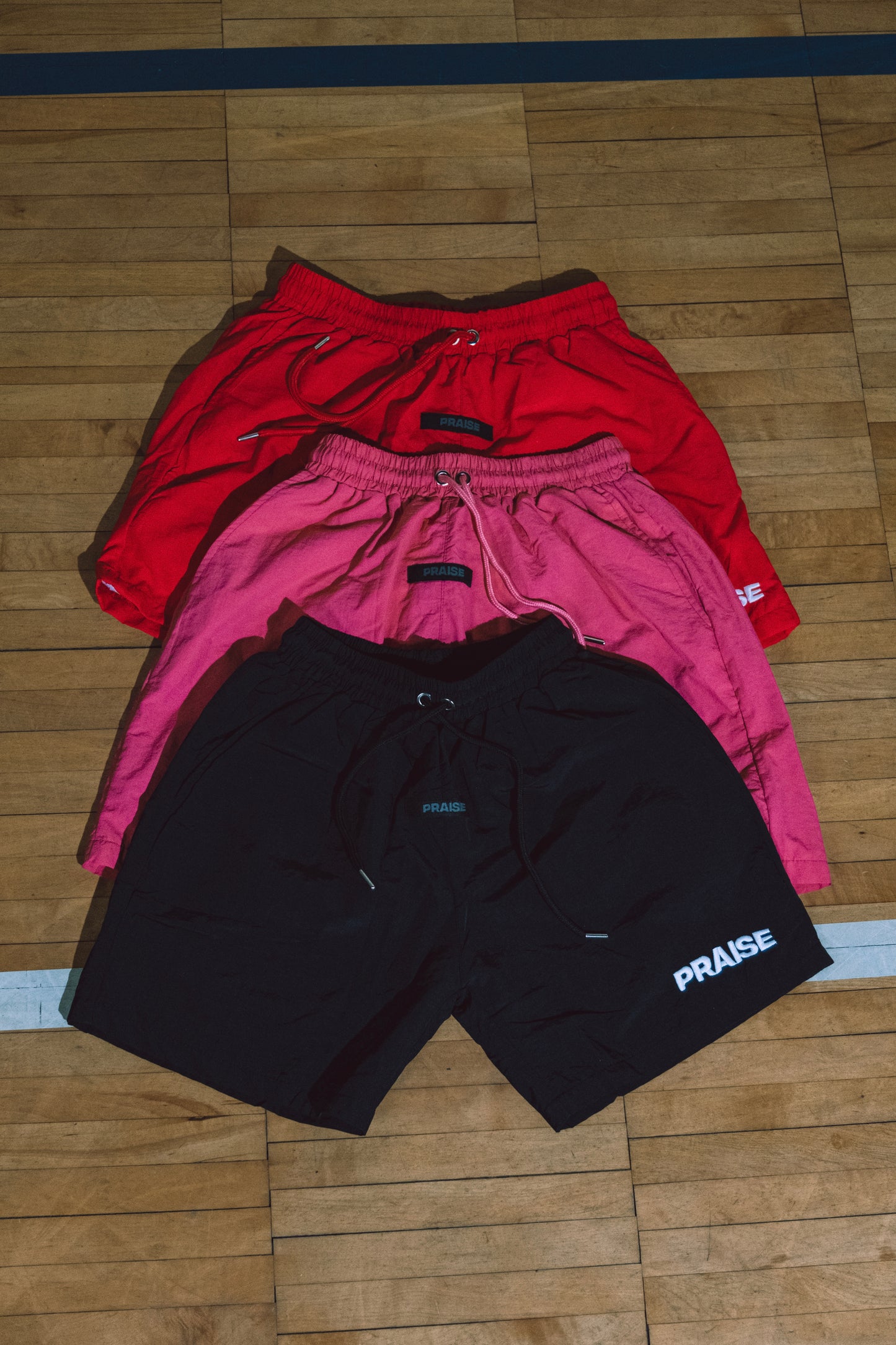 PRAISE NYLON SHORT - Red